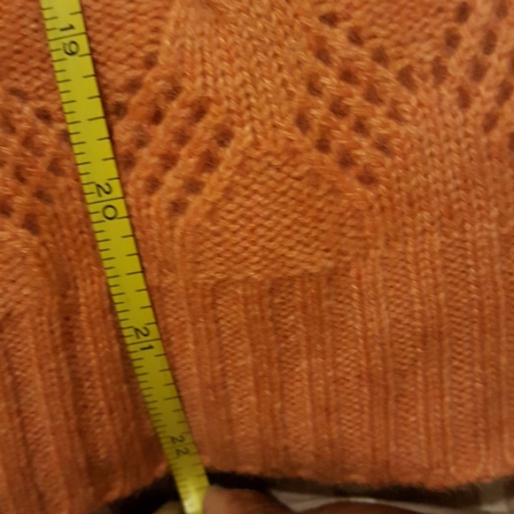 100% Cashmere Perforated Sweater - Picture 6 of 8
